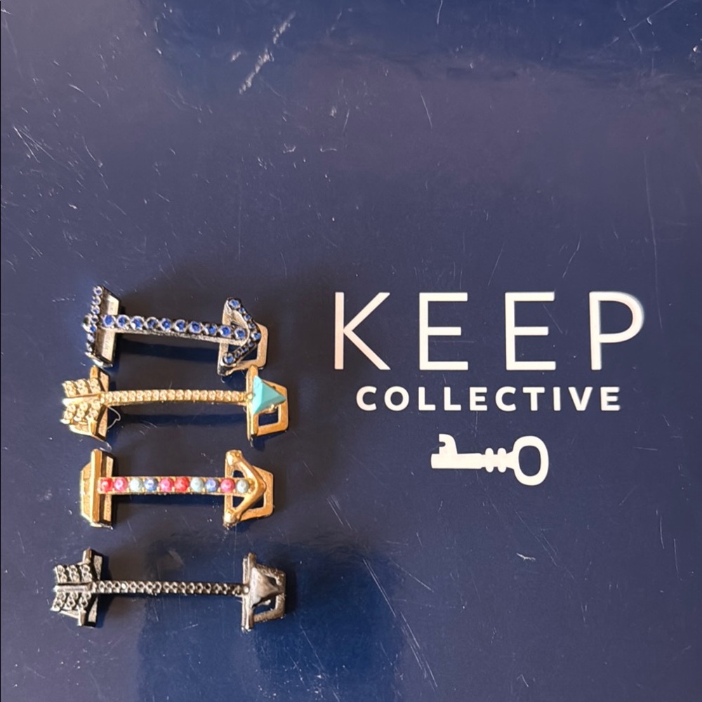 Keep Collective Arrow Charms